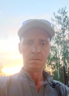 Константин из Дегтярска 45 лет