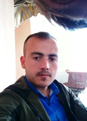 Gökhan, 28, Türkiye Cumhuriyeti, Burhaniye