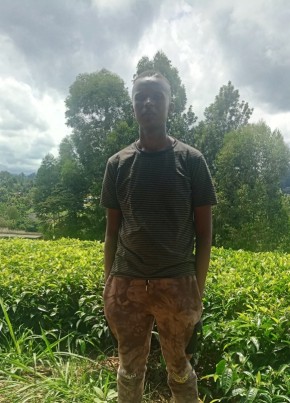 Charles, 19, Kenya, Nairobi
