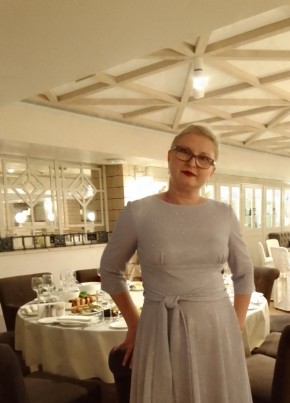 Лариса, 50, Россия, Санкт-Петербург