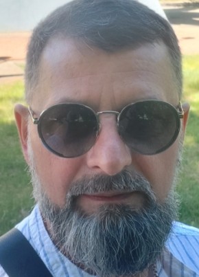 Олег, 52, Россия, Троицк (Московская обл.)