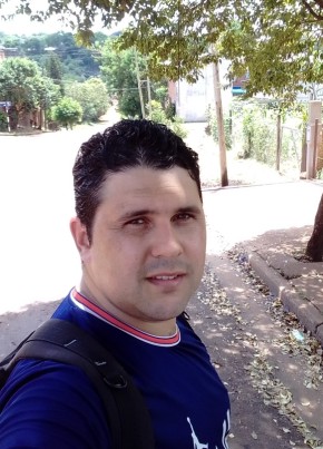 Carlos, 35, República Argentina, Ciudad de La Santísima Trinidad y Puerto de Santa María del Buen Ayre