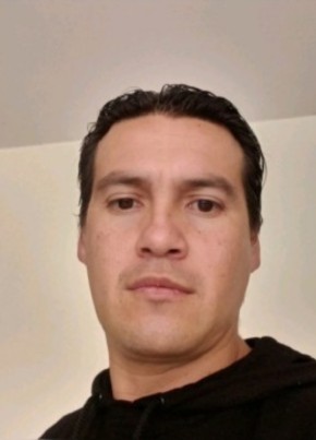 Diego Benavides, 38, República de Colombia, Facatativá