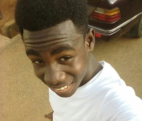 Homor Mensah, 24, Tema