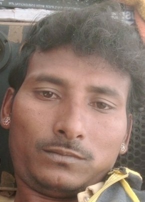 Bhudra, 18, India, Ahmedabad