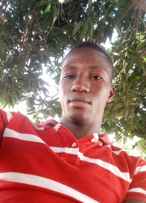 Zongo Ambroise, 29, Burkina Faso, Banfora