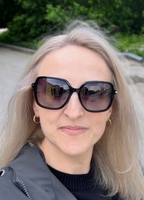 Светлана из Тюмени 42 года