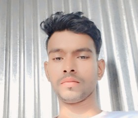 Md Sakay, 20, Shahzadpur