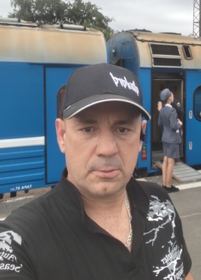 Вячеслав из Кингисеппа 52 года