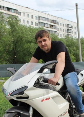 Дмитрий из Челябинска 49 лет