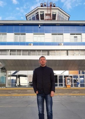 Александр, 41, Россия, Долинск