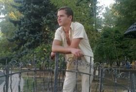Oleg, 32 - Just Me