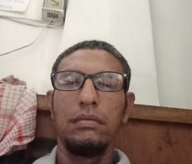 Ali, 44, Lhokseumawe