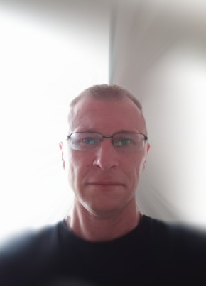 Дмитрий из Истры 42 года