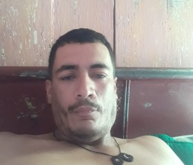 Arbey, 46, Anserma
