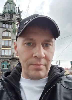 Кирилл из Нарьян-Мара 42 года