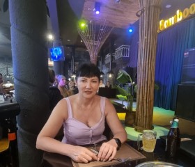 Zinaida, 54, Artem