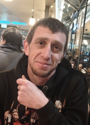 Ruslan из Neue Neustadt 37 лет