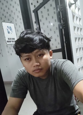 Hery, 34, Indonesia, Palembang