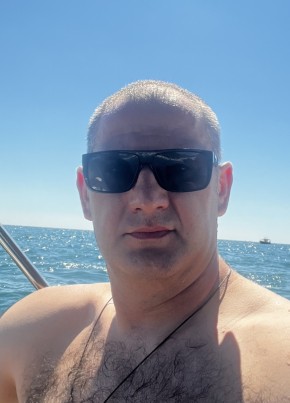 Artem из Лазаревское 40 лет