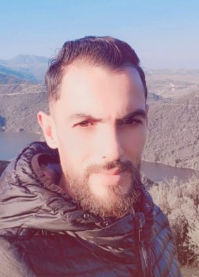 Imad из Aïn el Bya 36 лет