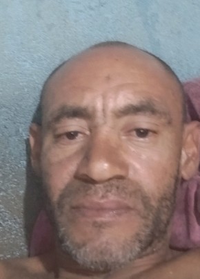 Othoniel Biano S из Cambuí 44 года