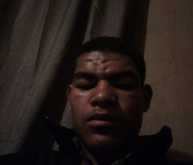 Alex, 18, Cape Town