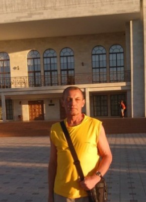 Андрей, 64, Россия, Тихвин