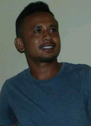 Alvaro, 24, East Timor, Dili