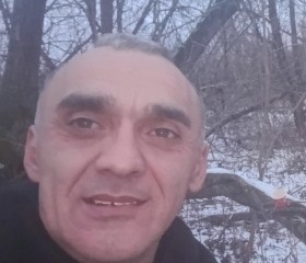 Arayik, 44, Armavir