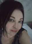 Yuliya, 48, Petergof