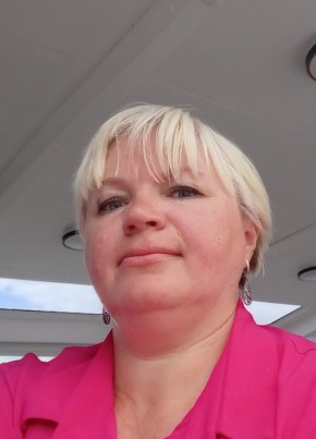 Анна из Тутаева 46 лет