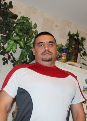 Andrey, 48, Russia, Pskov