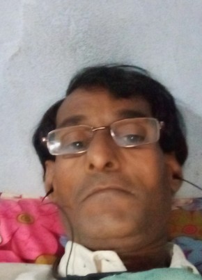 Ramesh gothi, 19, India, Morbi