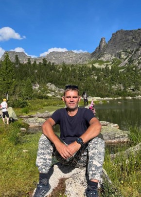 Влад из Ермаковское 48 лет