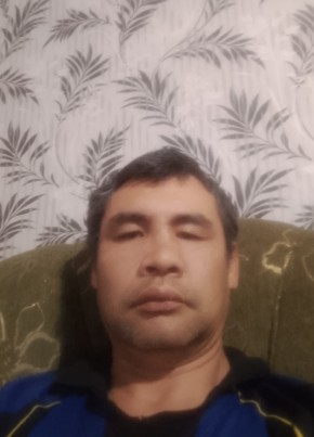 Максим из Петропавла 42 года