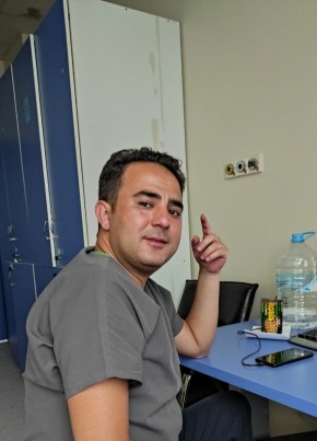 Burhan, 39, Türkiye Cumhuriyeti, Manisa
