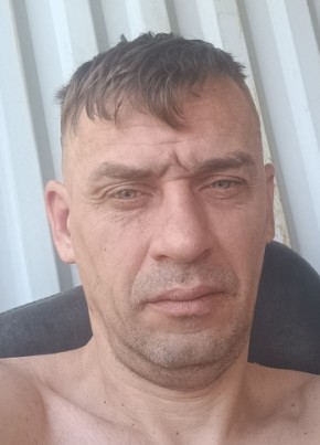 Александр из Луганска 44 года