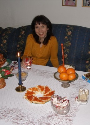 Julia, 58, A Magyar Népköztársaság, Budapest