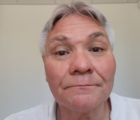 Zoltán, 65, Szeged
