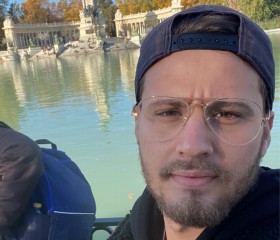 Luis, 26, Adelfia