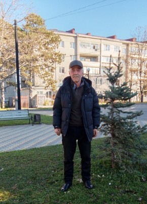 Асхат из Учкекена 67 лет