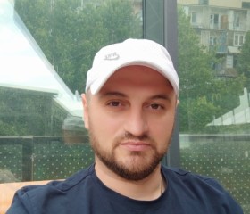 Bacho, 37, Tbilisi