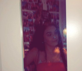 Carlylee, 24, Gateshead