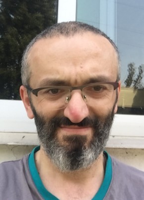 Osman  Yavuz, 44, Türkiye Cumhuriyeti, Çorlu