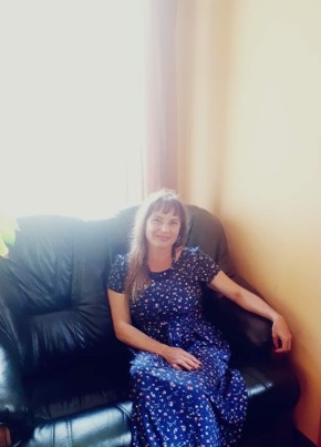 Таня, 48, Россия, Санкт-Петербург