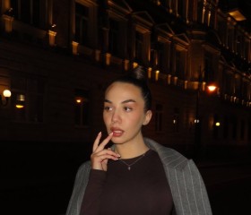 Darya, 27, Los Angeles