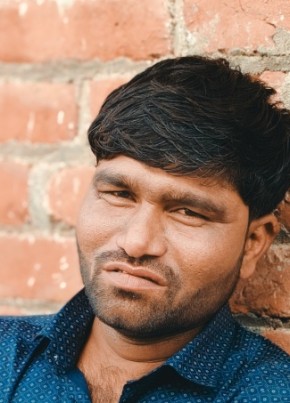 AkakA, 25, India, Farrukhābād