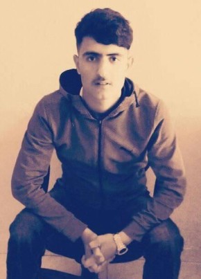 Şafak, 22, Türkiye Cumhuriyeti, Batıkent