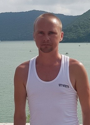 Антон, 35, Россия, Абинск